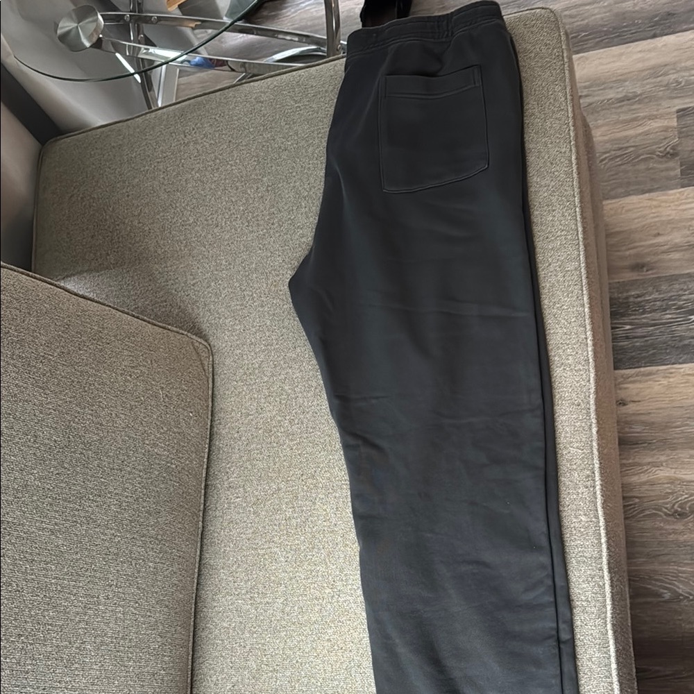 Women’s sweatpants
